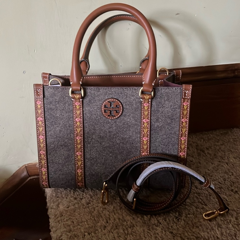 Tory Burch Blake felt small tote